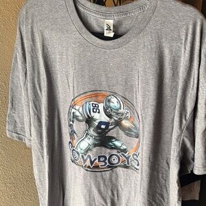 Gray Cowboys Graphic T-Shirt